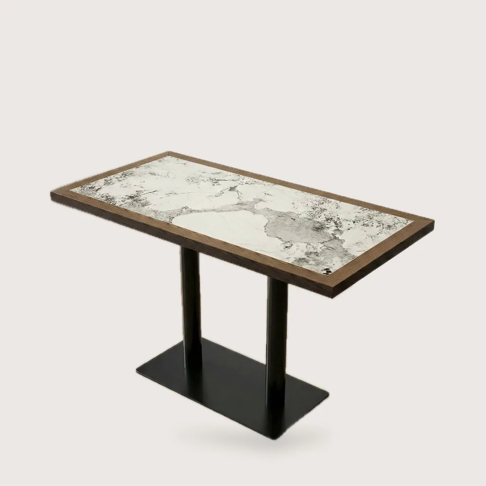 Pandora Veined Table
